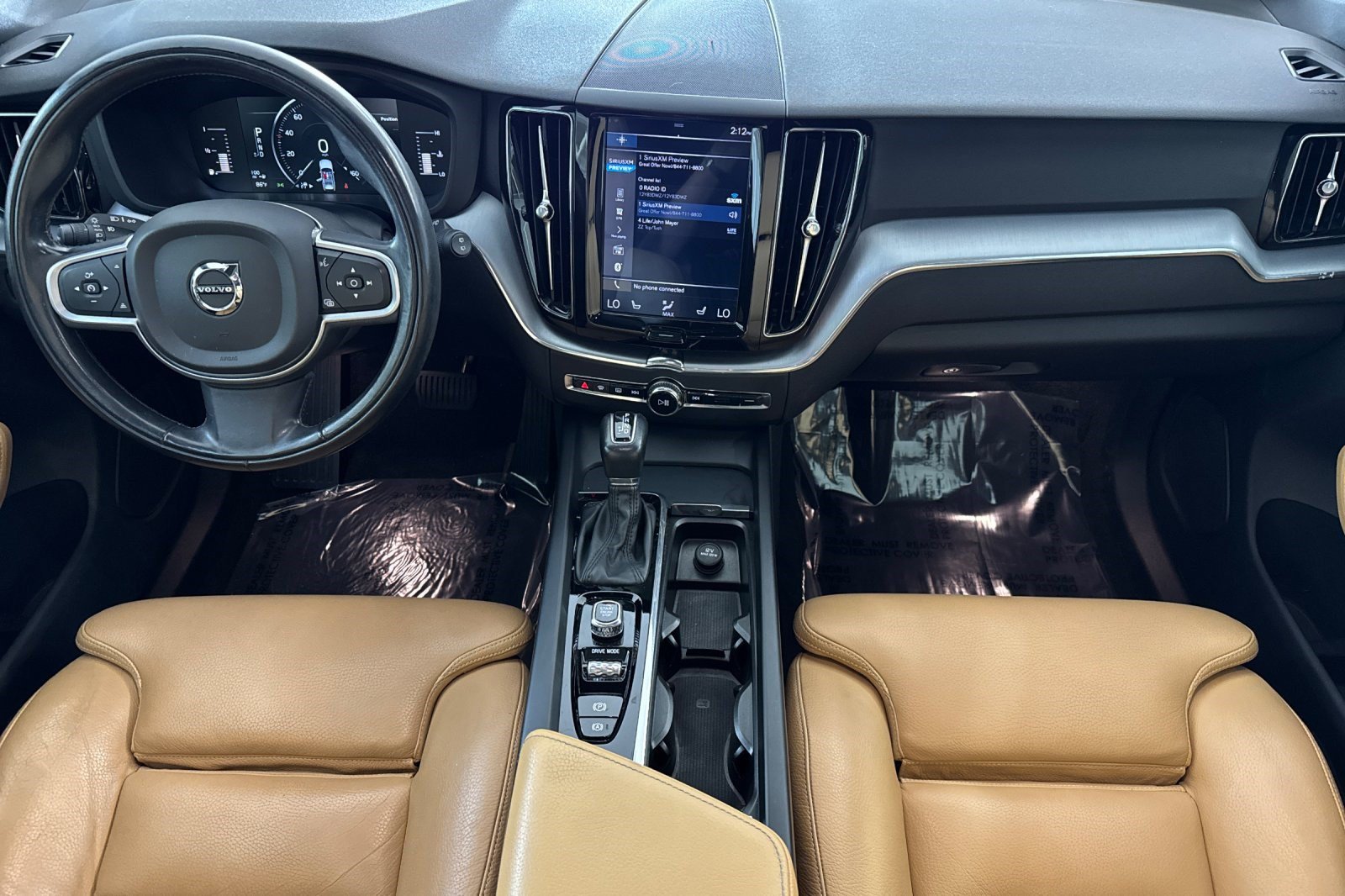 Used 2019 Volvo XC60 T6 Momentum AWD/4WD image 16