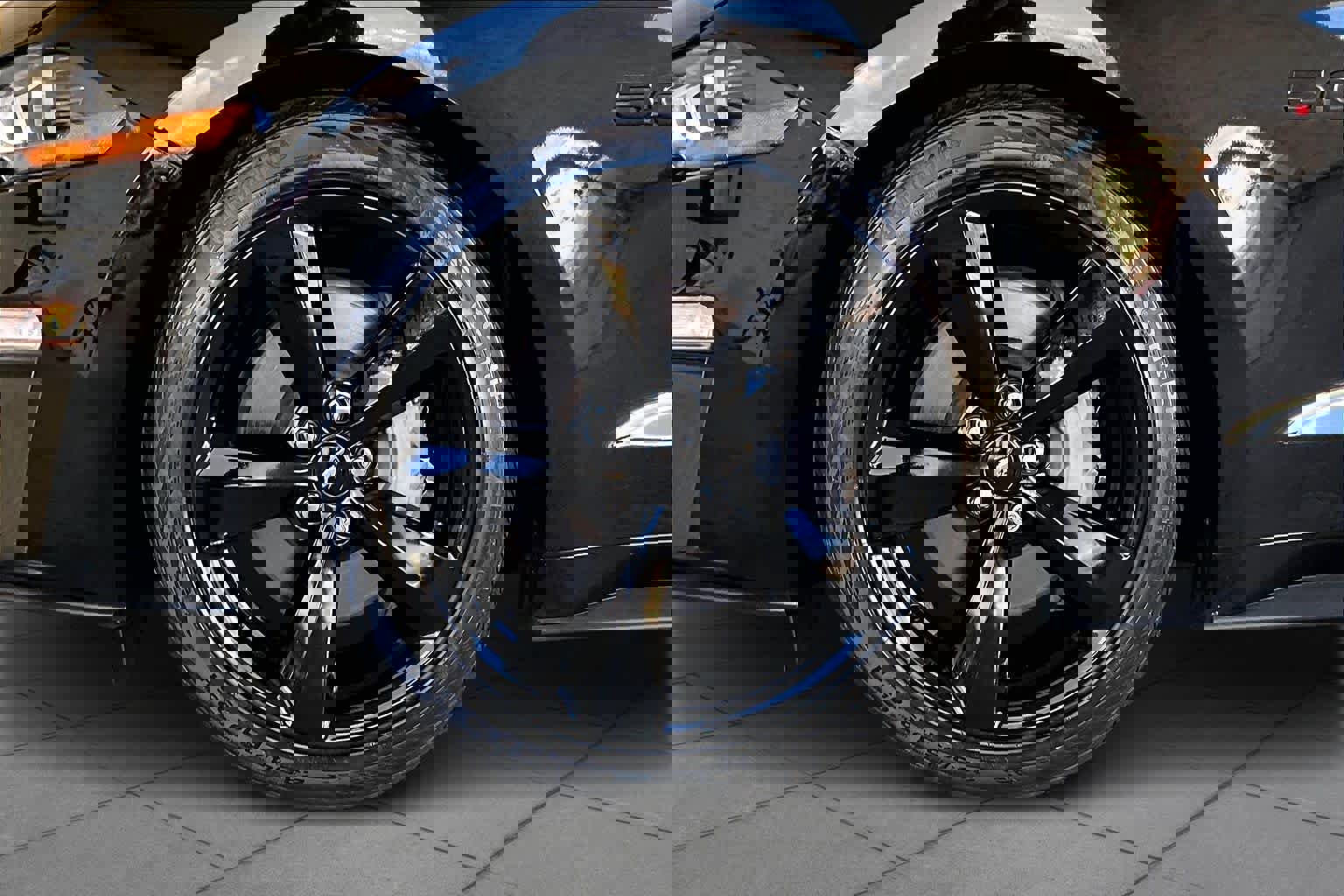 Used 2021 Ford Mustang GT Premium w/ Equipment Group 401A image 9