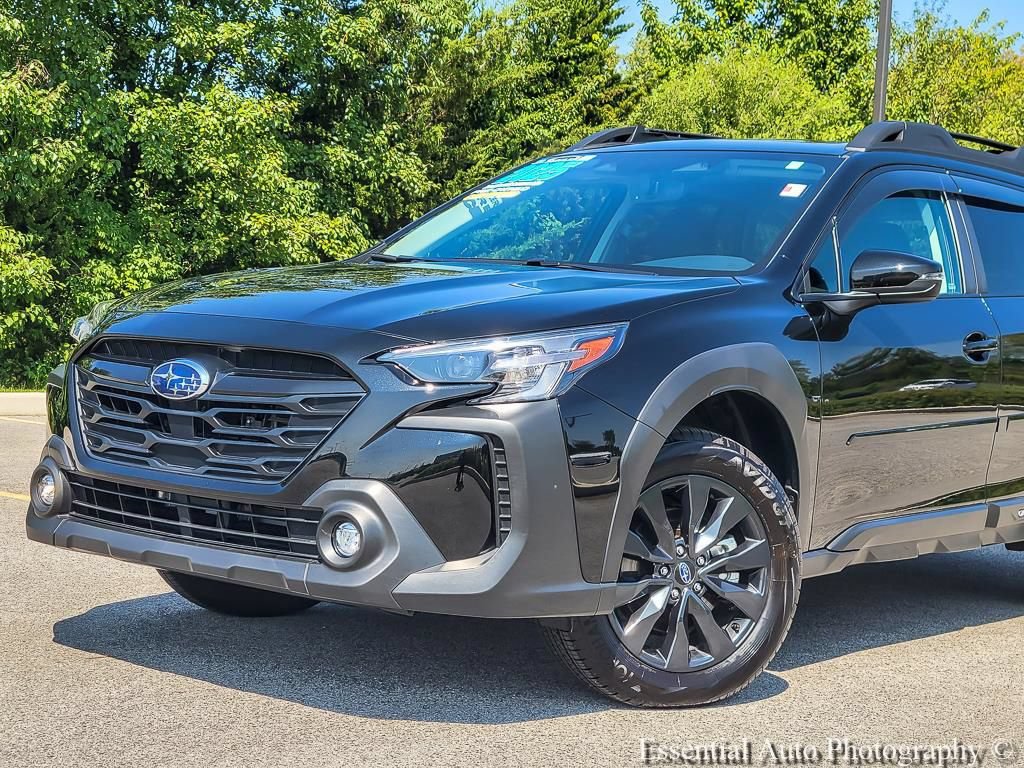 Certified 2025 Subaru Outback Onyx Edition AWD/4WD image 2