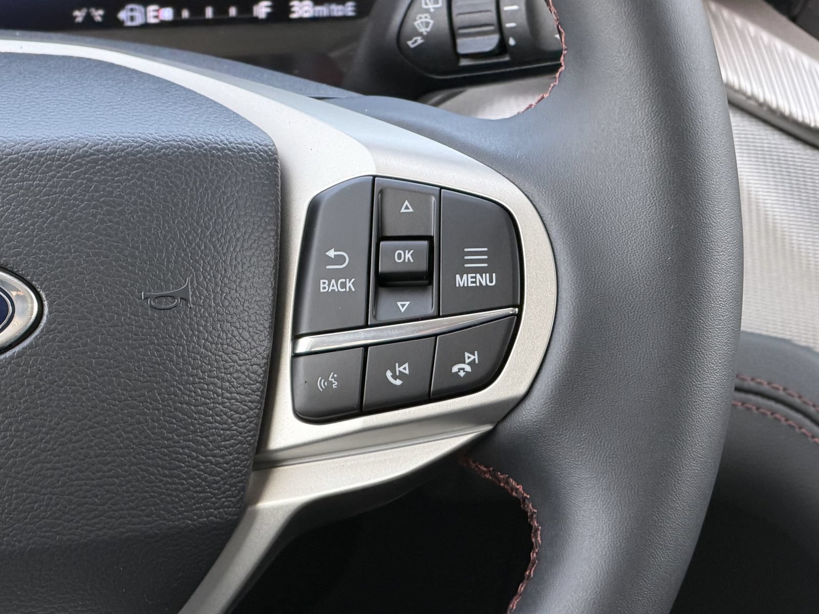 New 2026 Ford Explorer Active AWD/4WD image 14