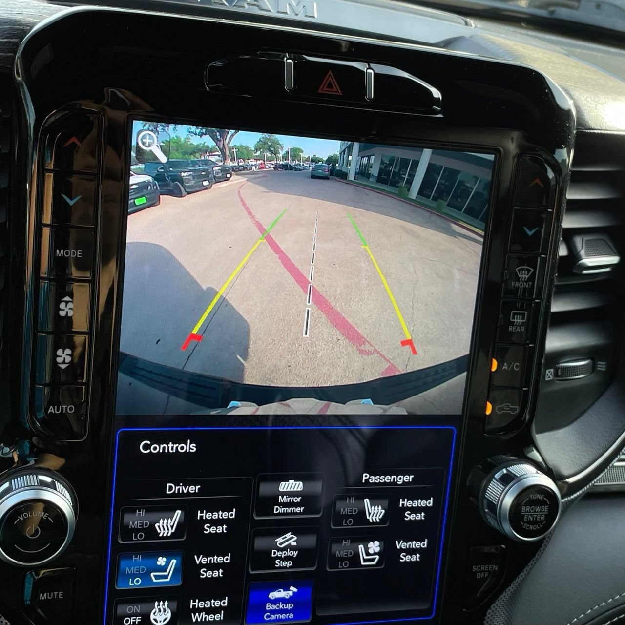 Used 2020 RAM 1500 Limited w/ Body Color Bumper Group RWD image 18