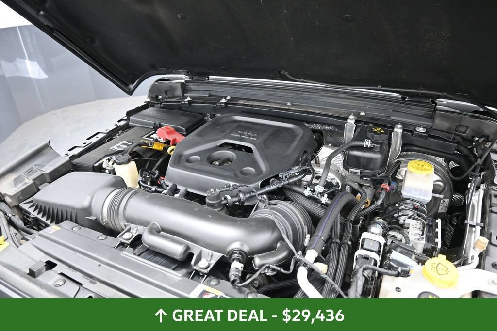 Used 2025 Jeep Wrangler Unlimited Sport AWD/4WD image 13