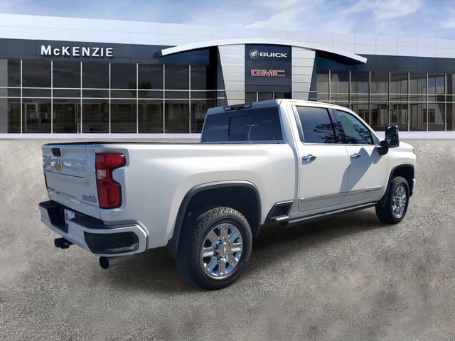 Used 2024 Chevrolet Silverado 2500 High Country w/ Technology Package image 4