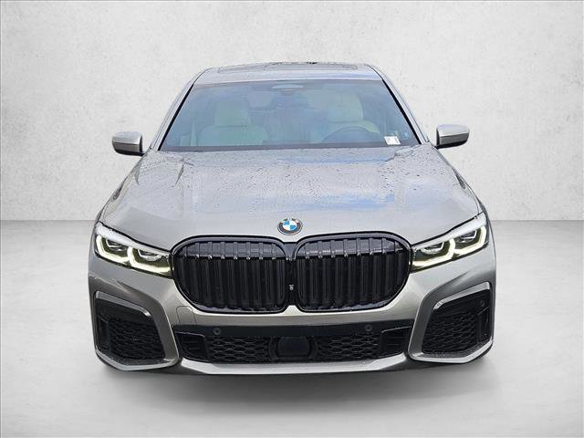 Used 2022 BMW 750i xDrive w/ M Sport Package image 2