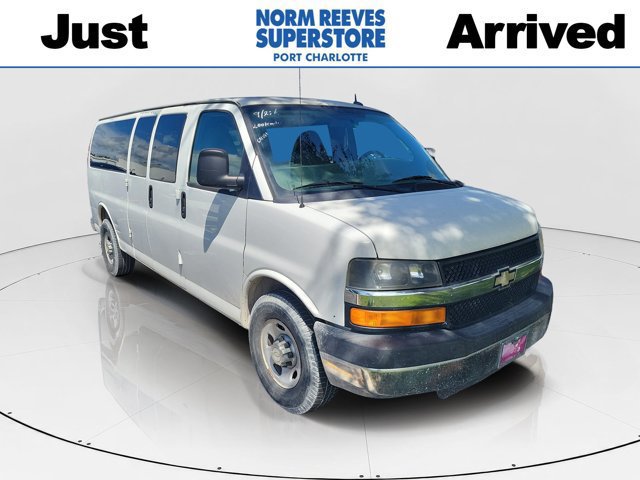 Used 2015 Chevrolet Express 3500 LT w/ LT Preferred Equipment Group RWD image 1