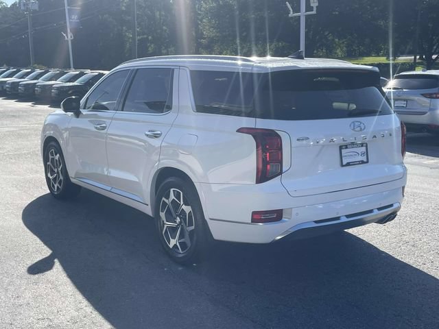 Used 2022 Hyundai Palisade Calligraphy w/ Cargo Package FWD image 4