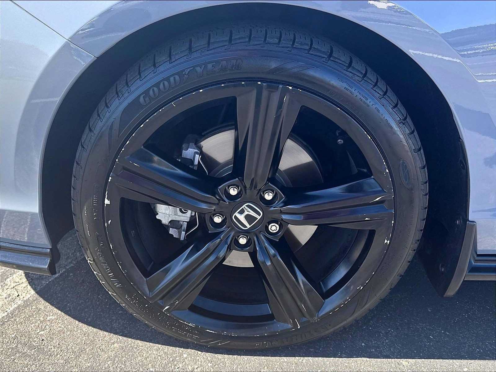 Used 2024 Honda Accord Sport image 11