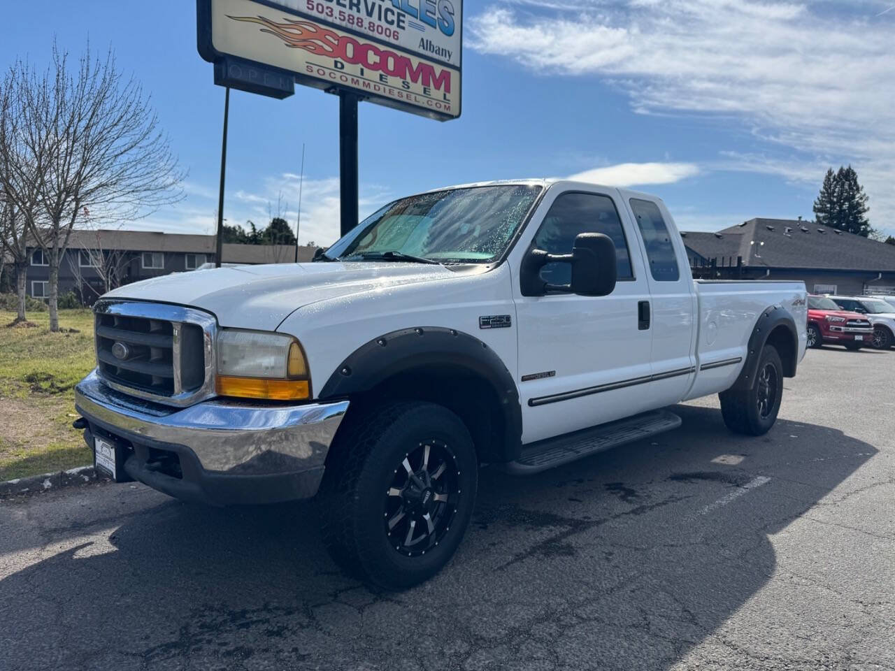 Used 1999 Ford F250 Lariat AWD/4WD image 1