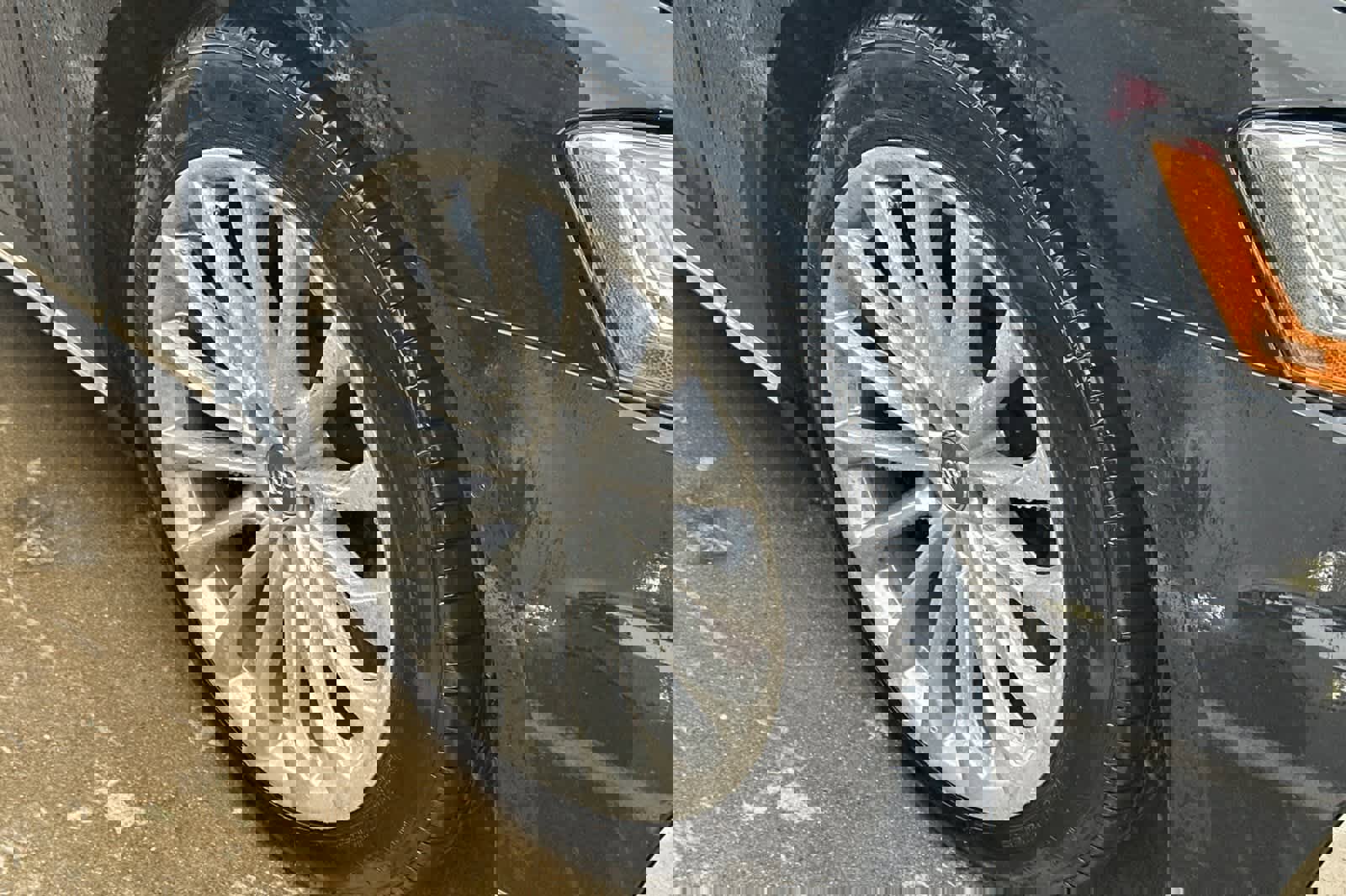 Used 2020 Audi A8 L 4.0T w/ Executive Package image 21