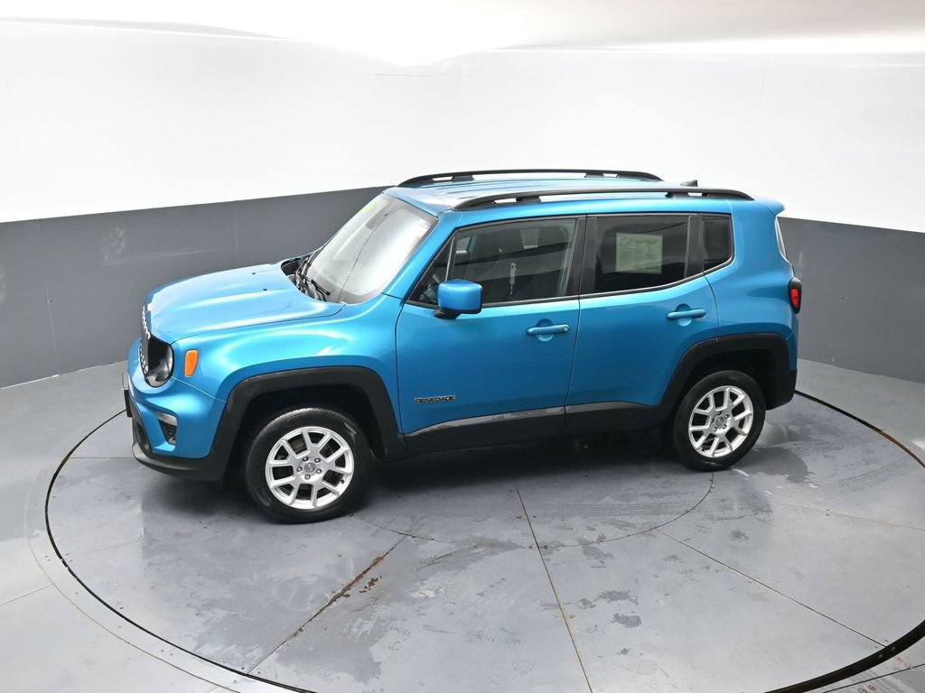 Used 2020 Jeep Renegade Latitude w/ Cold Weather Group AWD/4WD image 45