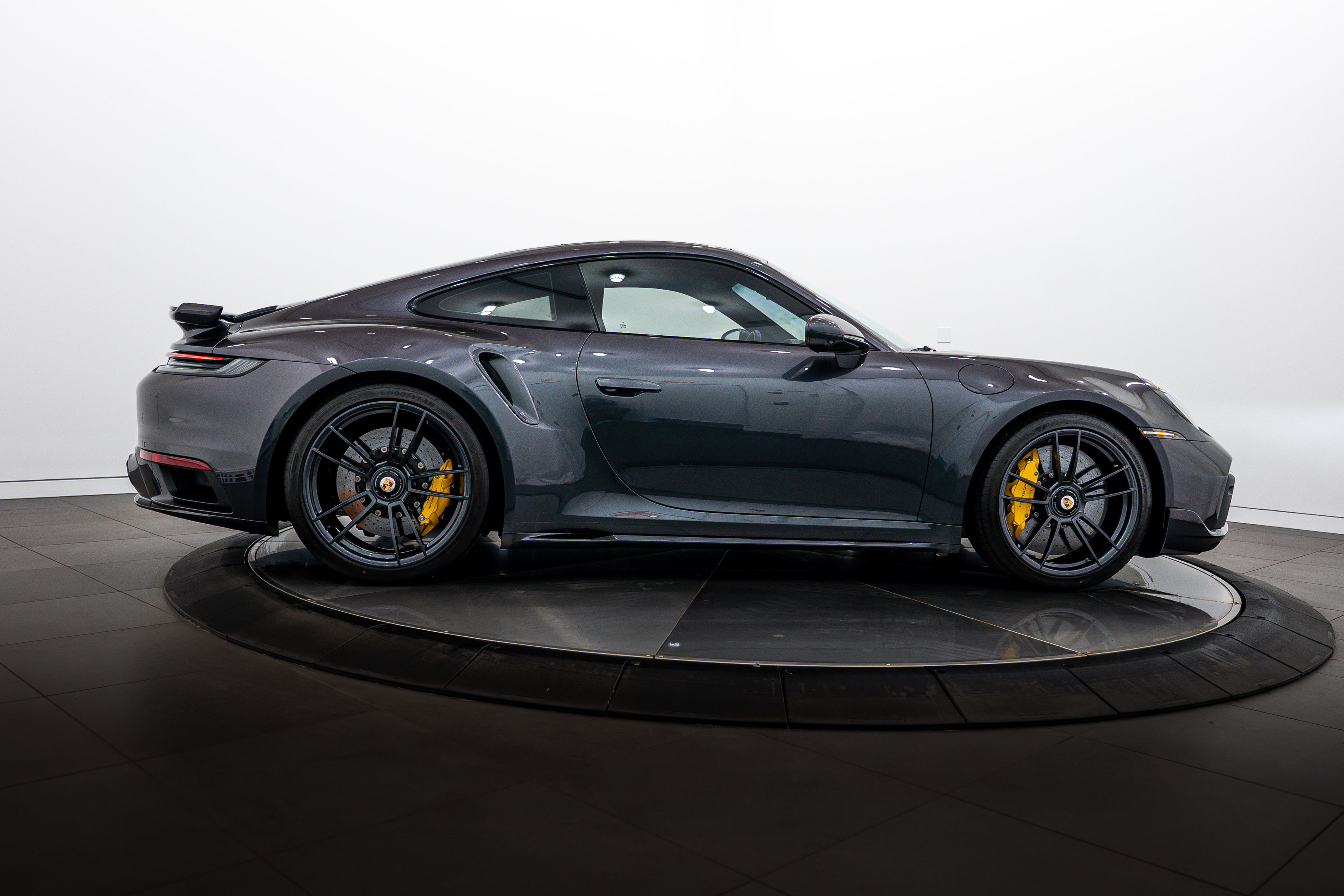 Certified 2022 Porsche 911 Turbo S AWD/4WD image 8