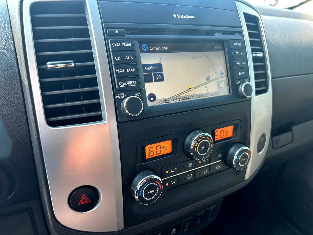 Used 2018 Nissan Frontier PRO-4X image 19