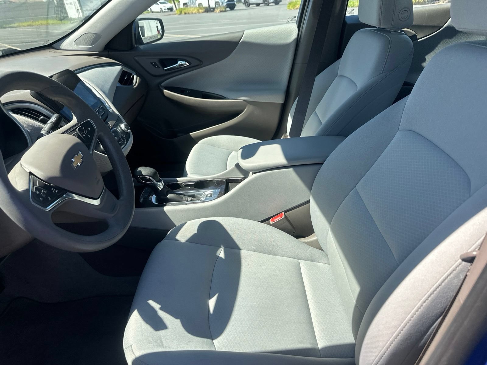 Used 2023 Chevrolet Malibu LS w/ Driver Confidence Package FWD image 6