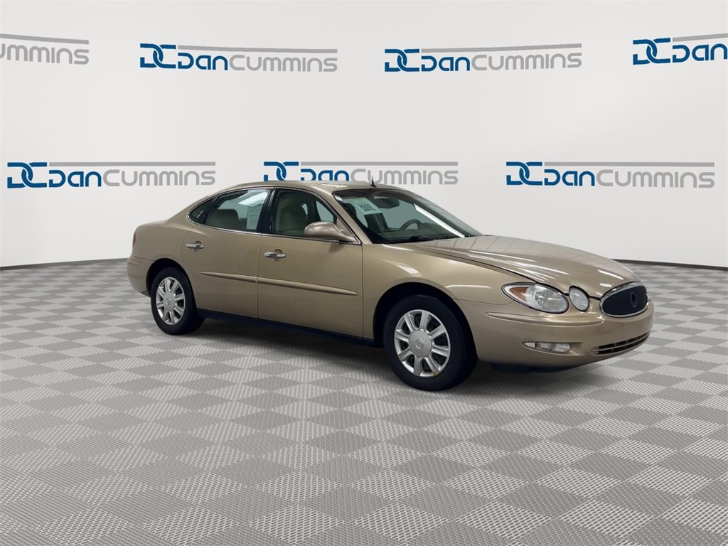 Used 2005 Buick LaCrosse CX image 2
