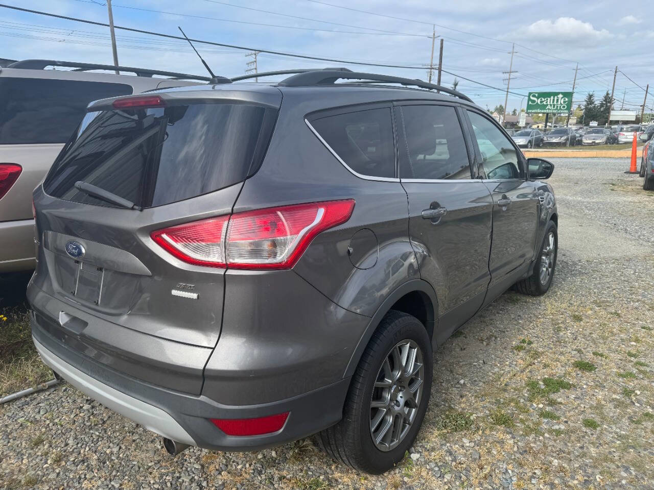 Used 2013 Ford Escape SE AWD/4WD image 2
