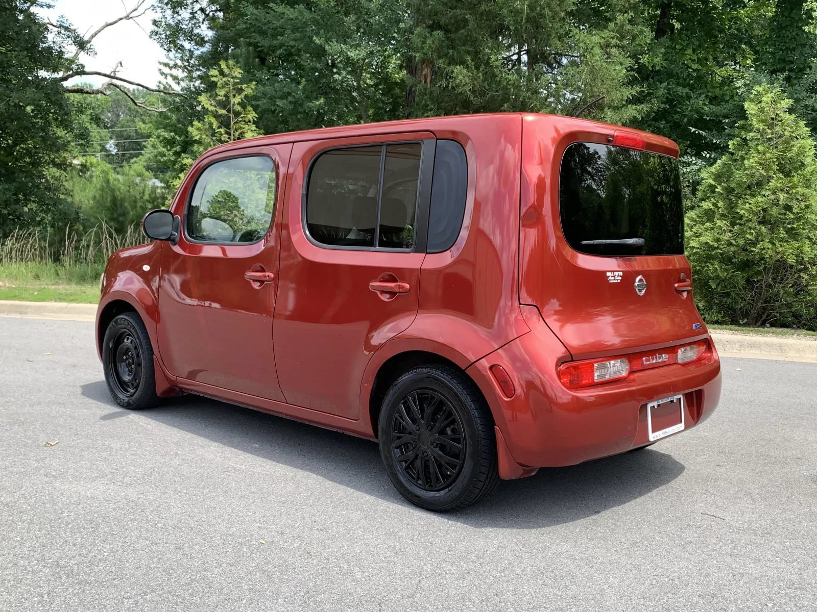 Used 2014 Nissan Cube 1.8 S w/ Interior Designer Package FWD image 5