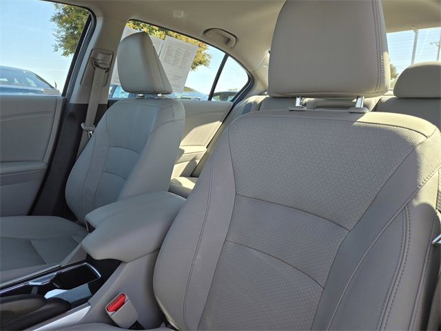 Used 2017 Honda Accord EX-L image 12