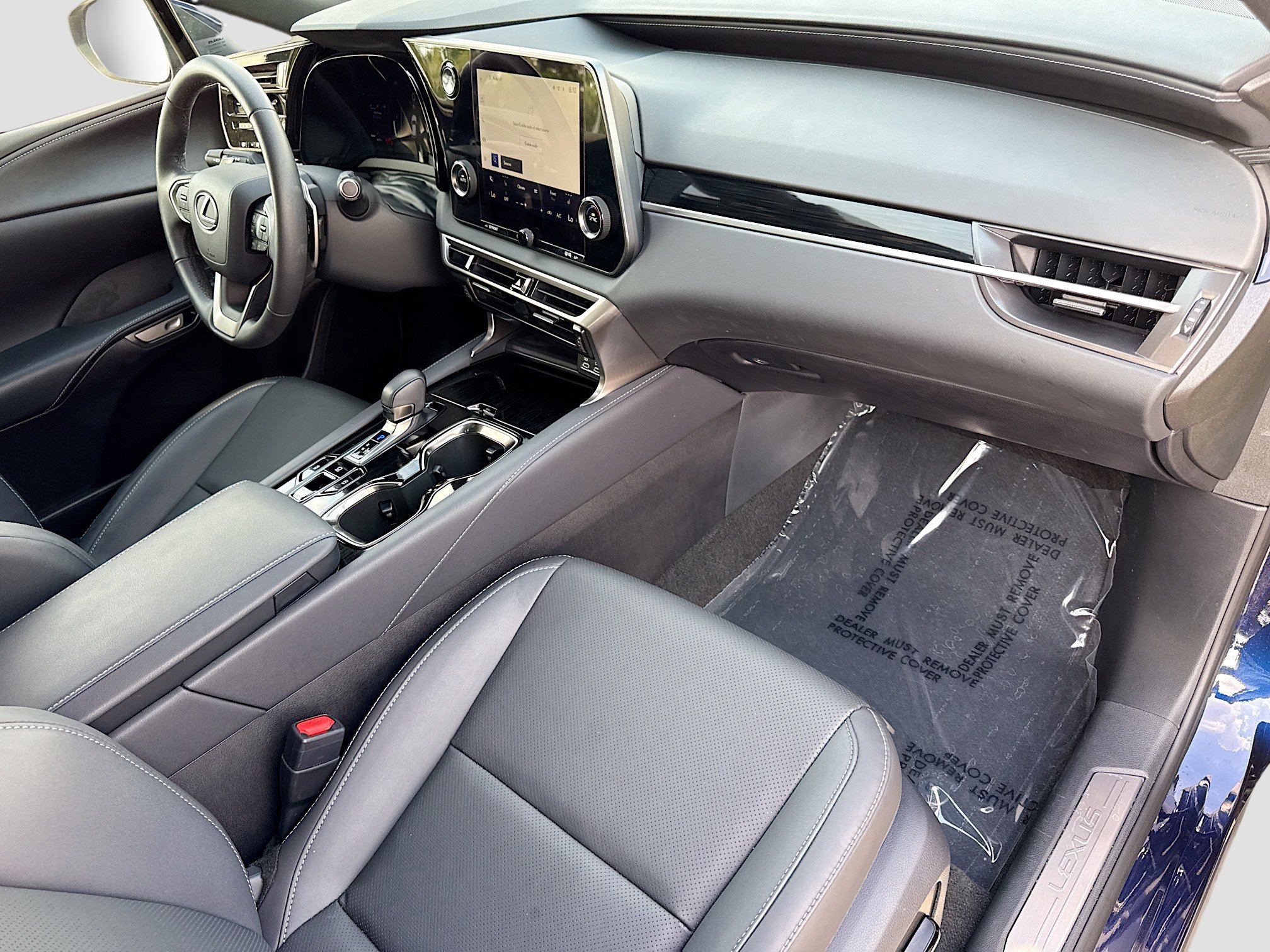 Used 2025 Lexus RX 350 FWD image 14