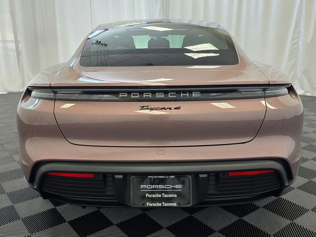 New 2025 Porsche Taycan image 6