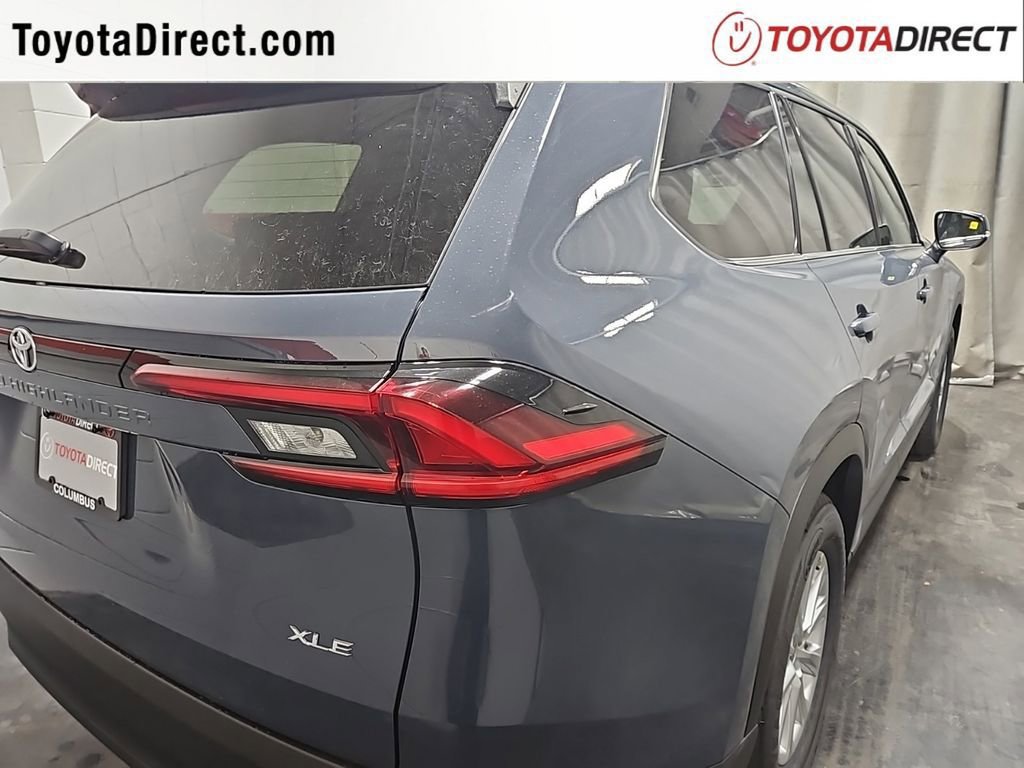 New 2026 Toyota Grand Highlander XLE image 7