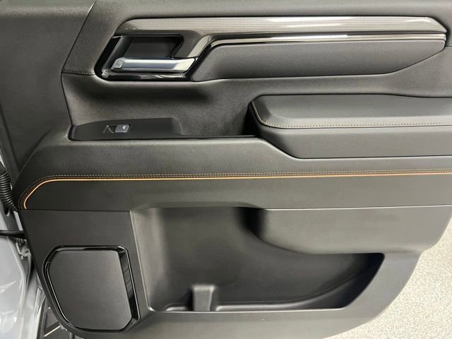 Used 2025 GMC Sierra 3500 AT4 w/ AT4 Premium Plus Package image 46