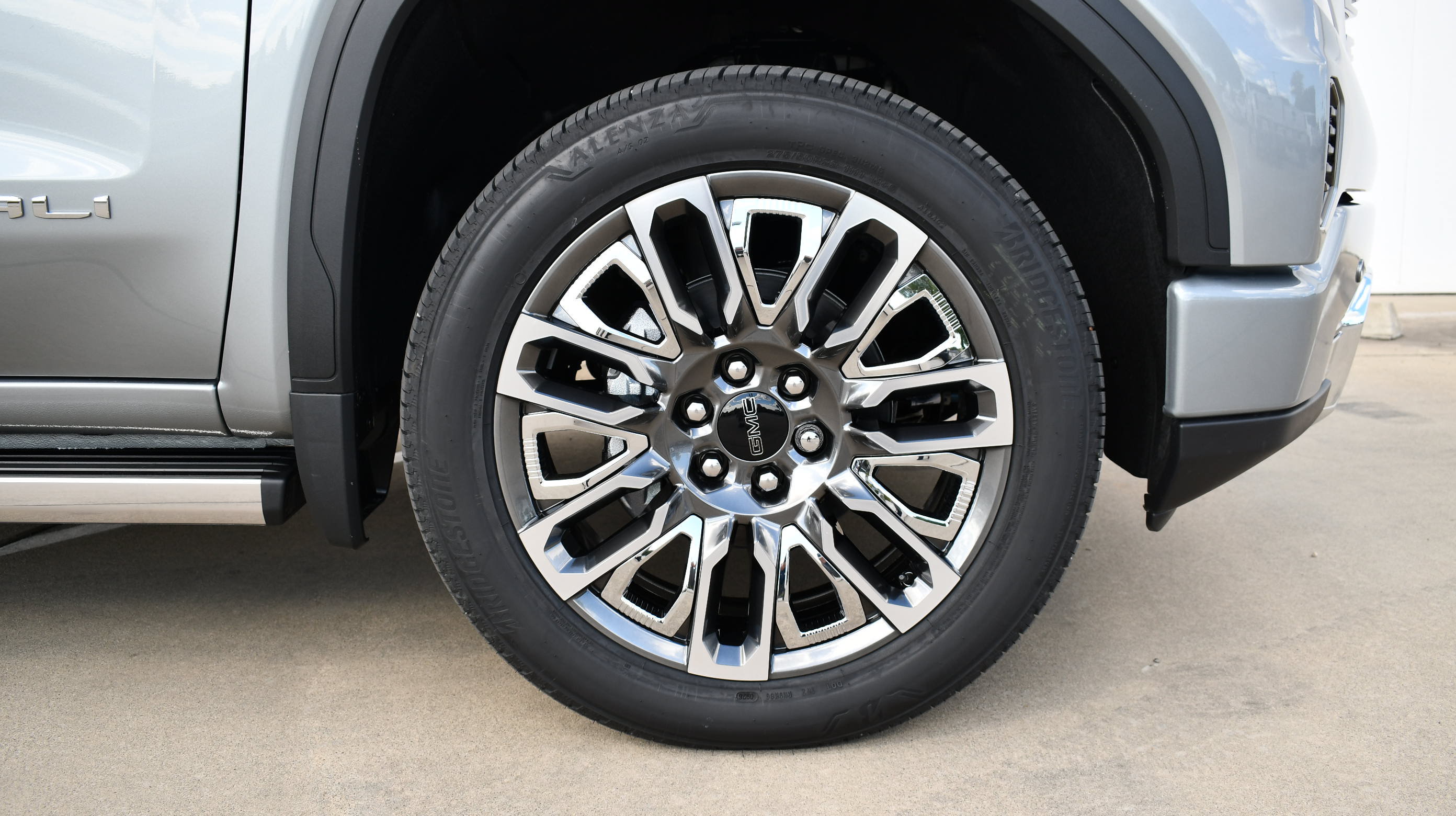 New 2026 GMC Sierra 1500 Denali Ultimate AWD/4WD image 4