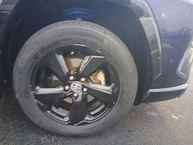 Used 2020 Toyota RAV4 XSE image 6