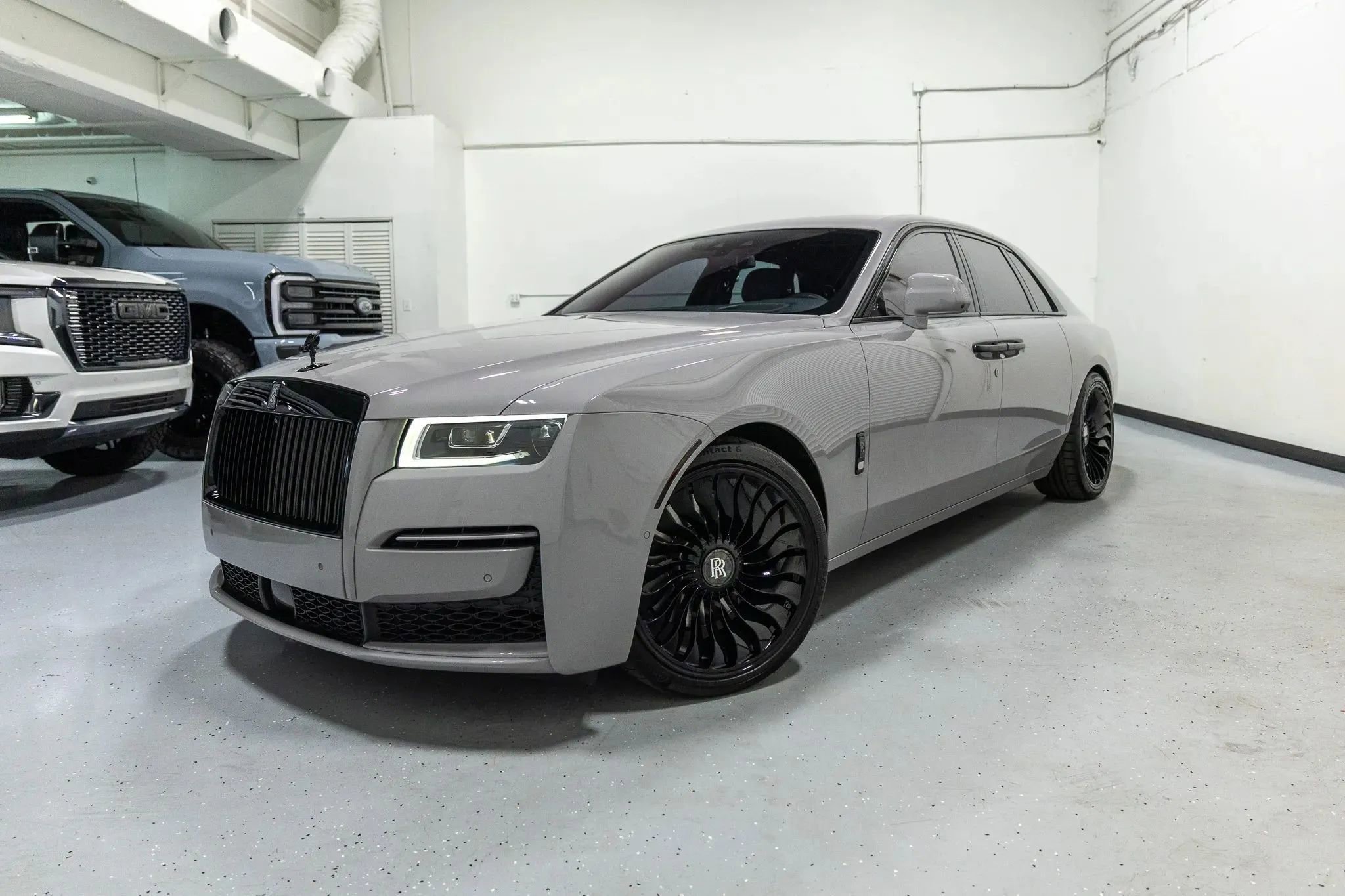Used 2021 Rolls-Royce Ghost AWD/4WD image 3