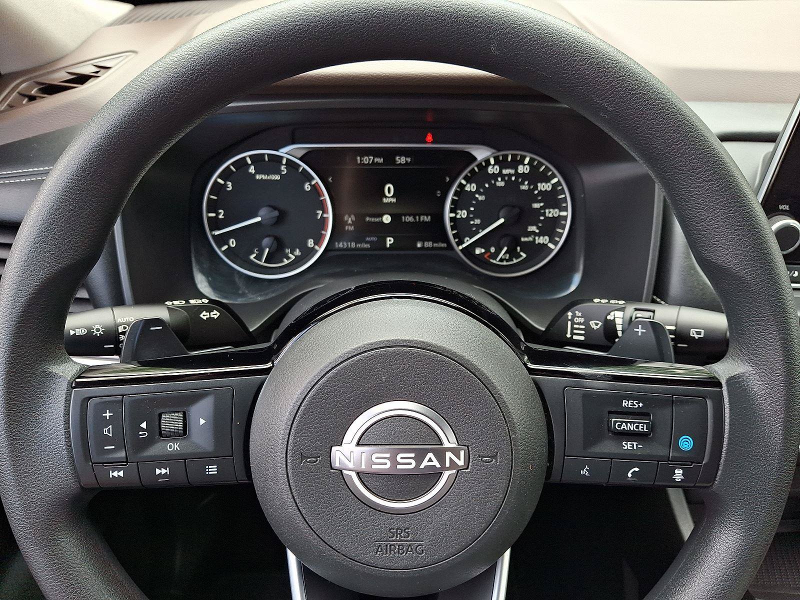 Used 2023 Nissan Rogue SV AWD/4WD image 19