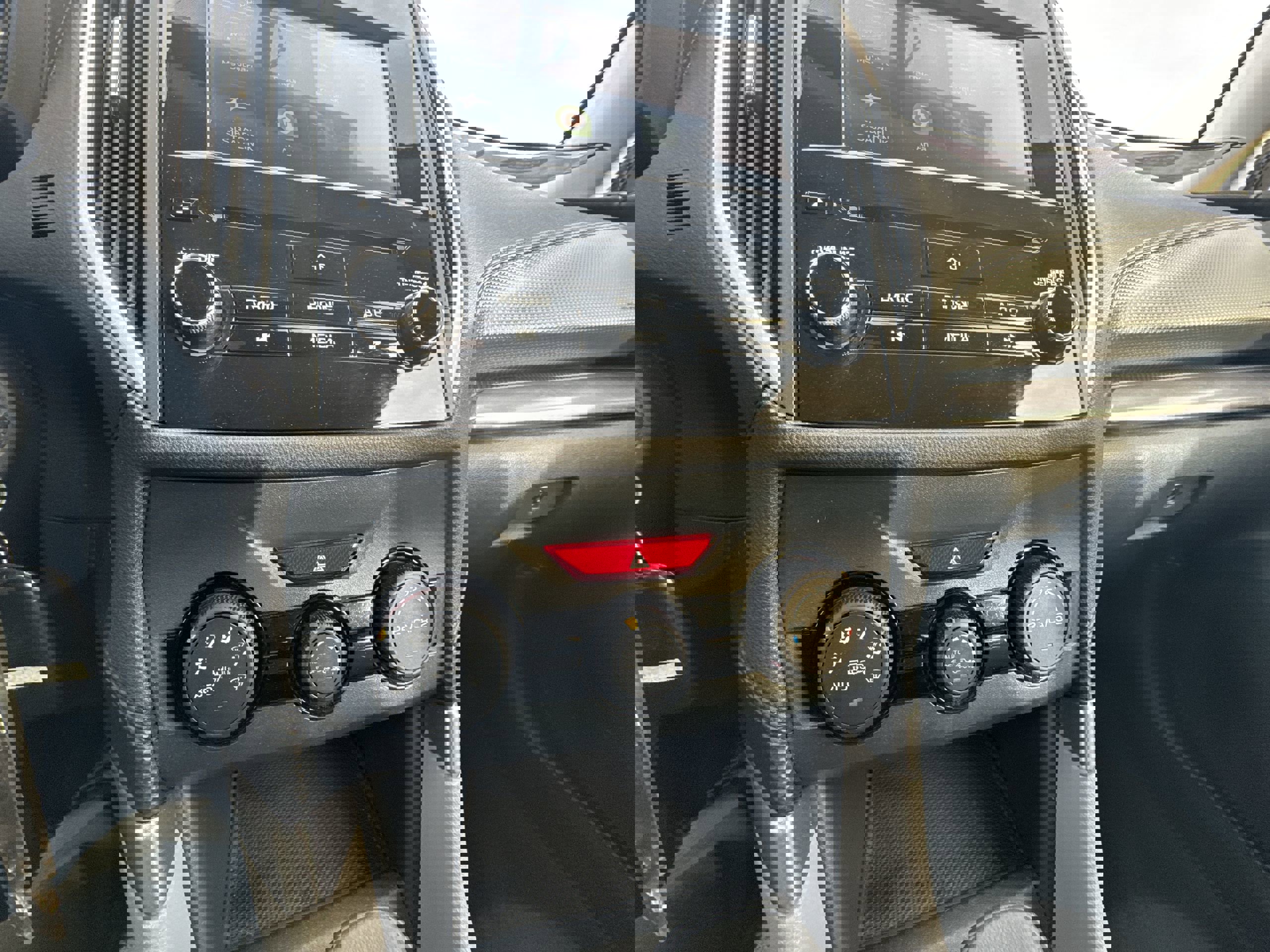 Used 2019 Subaru Forester Premium w/ All-Weather Package image 18