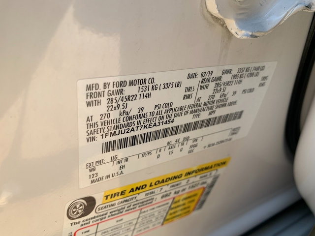 Used 2019 Ford Expedition Limited w/ Equipment Group 302A AWD/4WD image 33