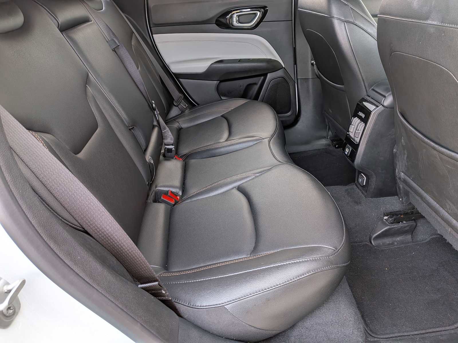 Used 2024 Jeep Compass Limited AWD/4WD image 19