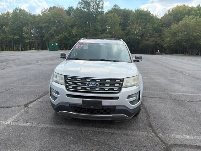 Used 2016 Ford Explorer XLT w/ Equipment Group 202A AWD/4WD image 21