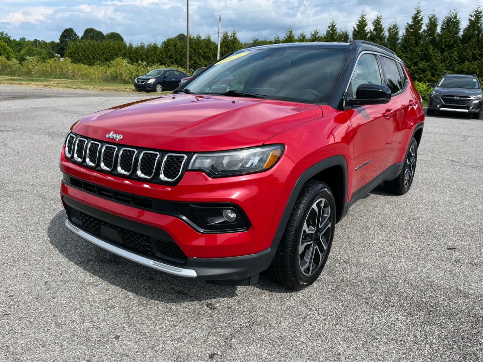 Used 2024 Jeep Compass Limited AWD/4WD image 7