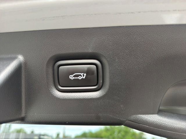 Used 2023 Hyundai Ioniq 5 Limited w/ Cargo Package AWD/4WD image 8