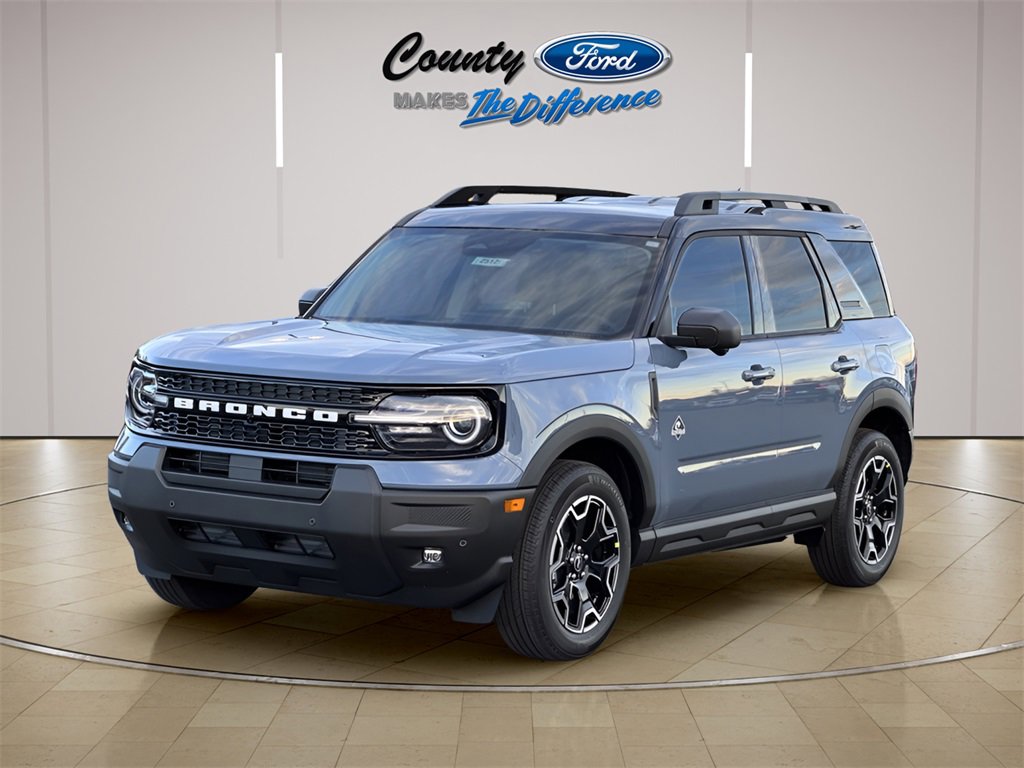 New 2025 Ford Bronco Sport Outer Banks w/ Outer Banks Tech Package+ image 2