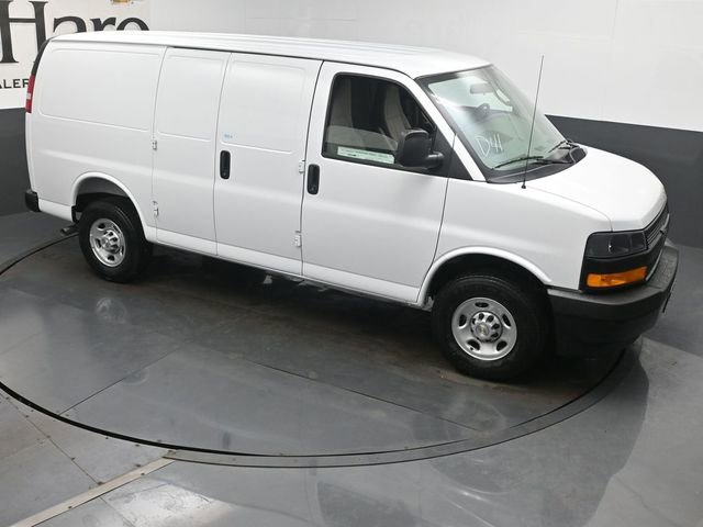 New 2026 Chevrolet Express 2500 image 26