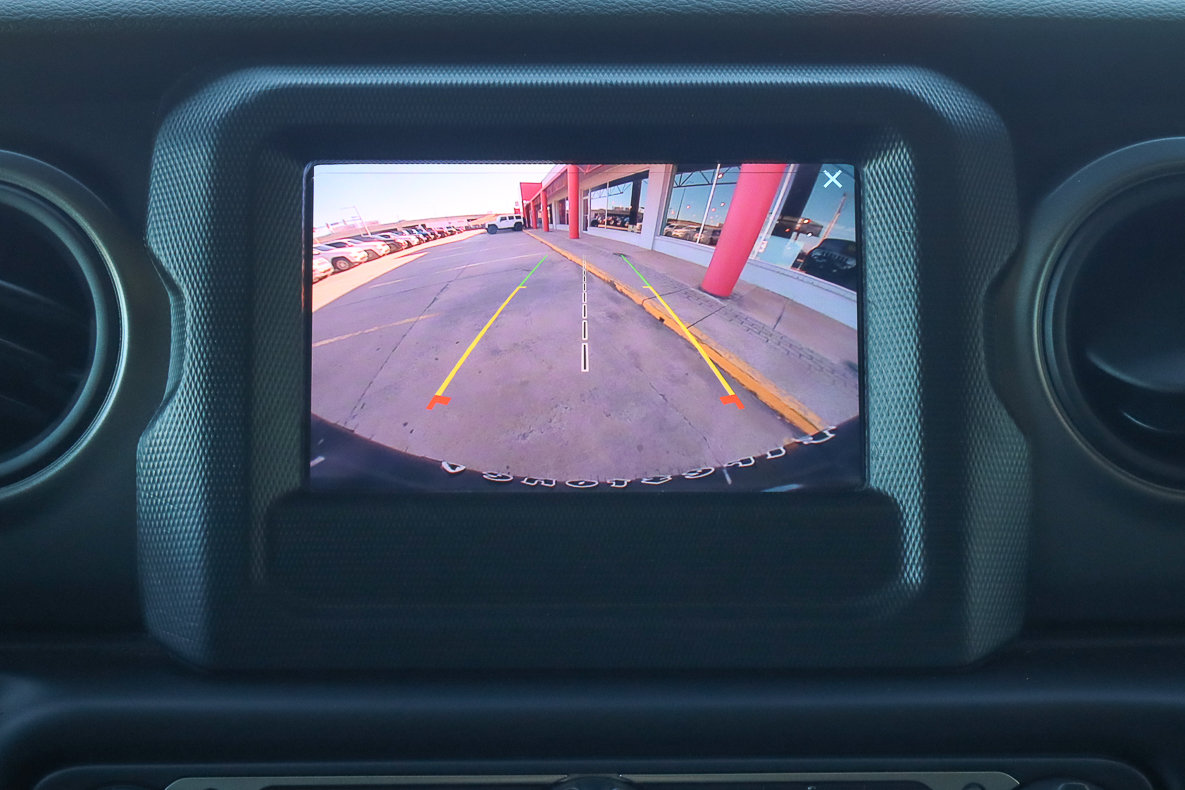 Used 2023 Jeep Wrangler Unlimited AWD/4WD image 12