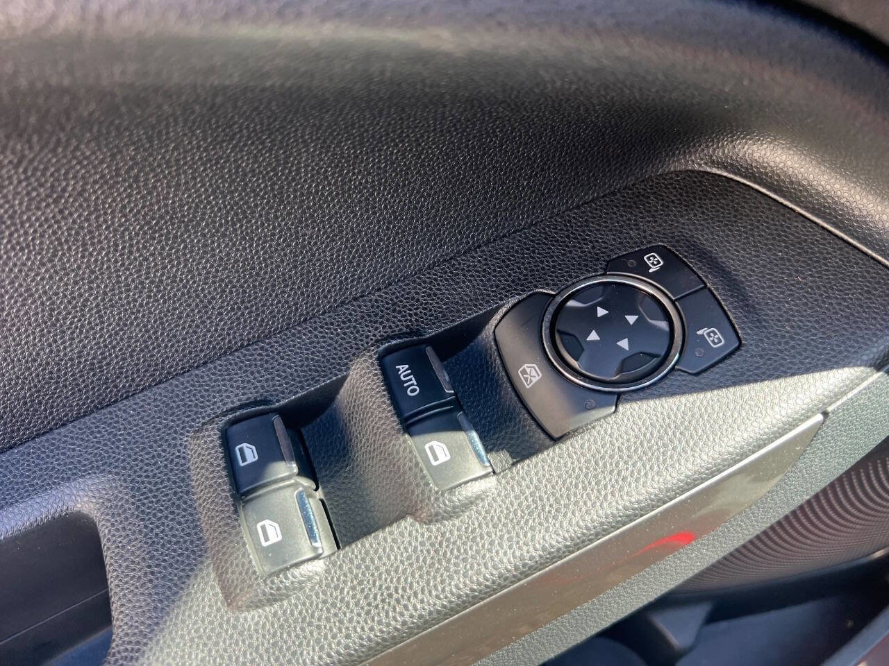 Used 2018 Ford EcoSport SE AWD/4WD image 27