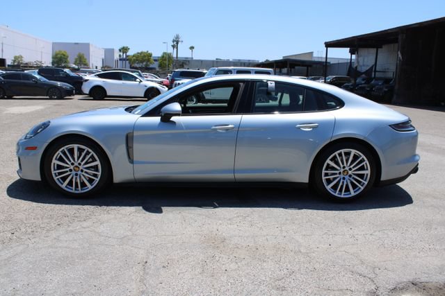 Used 2023 Porsche Panamera Platinum Edition RWD image 8