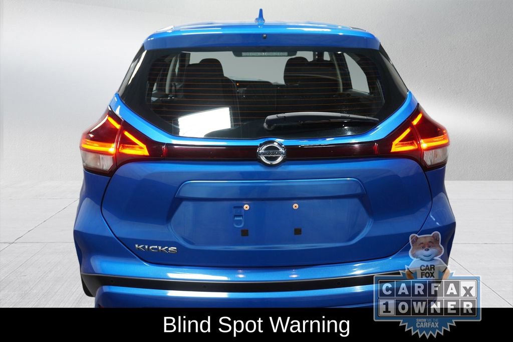 Used 2021 Nissan Kicks S image 7