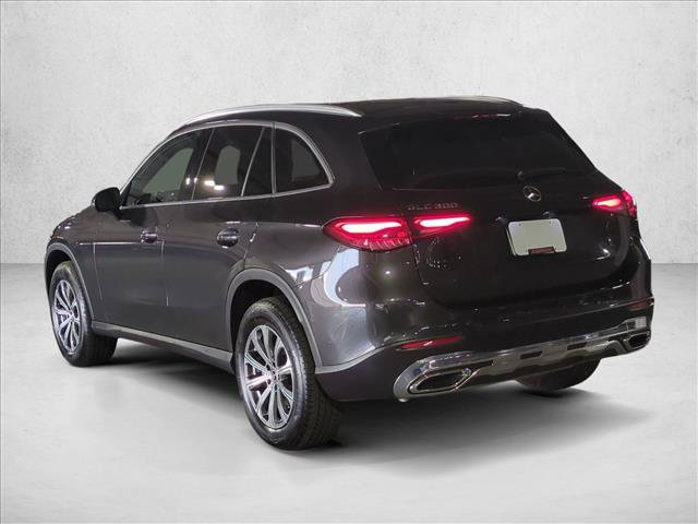 Used 2026 Mercedes-Benz GLC 300 image 8