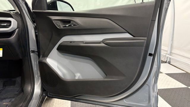 New 2027 Chevrolet Bolt LT w/ Comfort Package image 22
