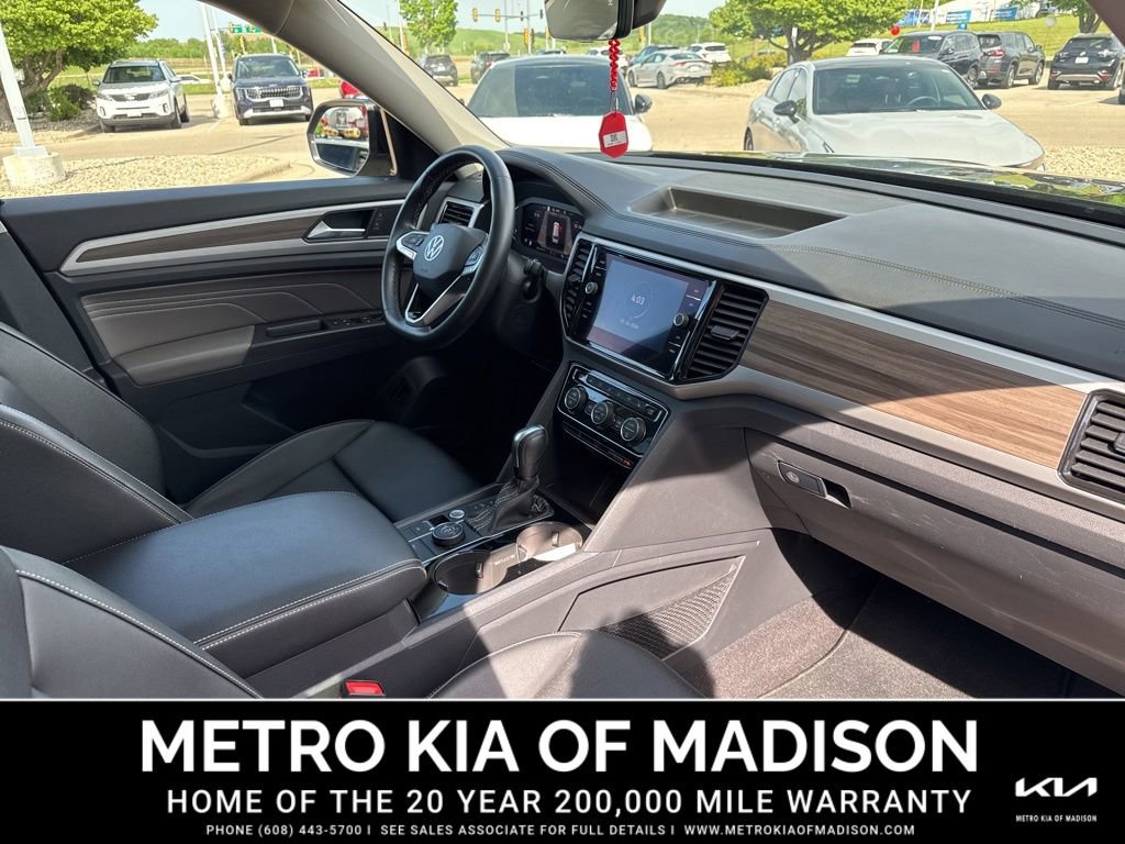 Used 2022 Volkswagen Atlas SEL AWD/4WD image 46