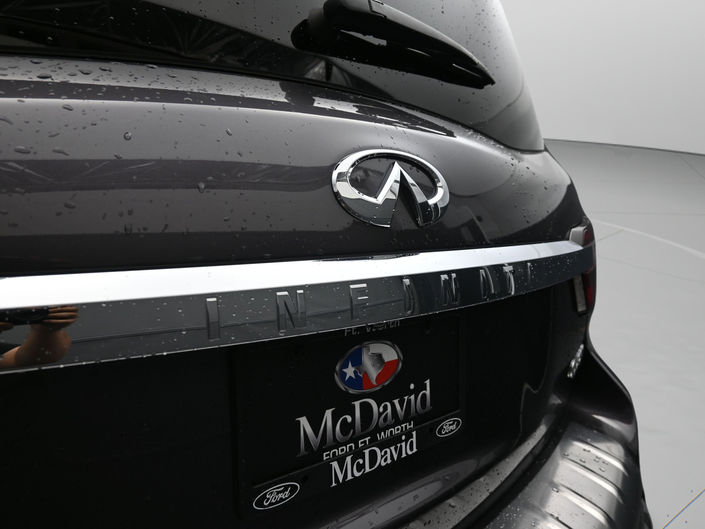Used 2022 INFINITI QX80 Sensory w/ Cargo Package RWD image 11