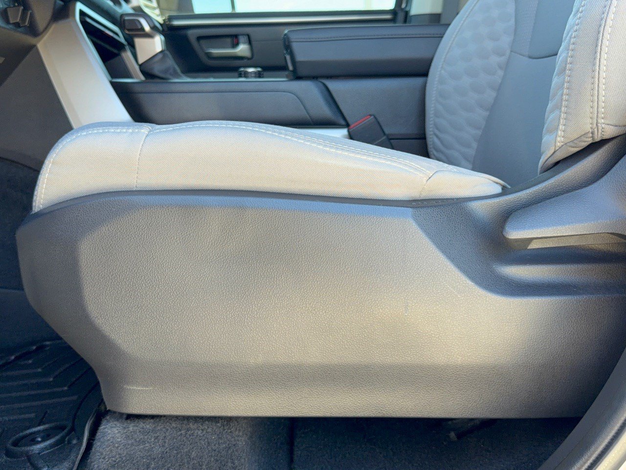 Used 2024 Toyota Tundra SR5 AWD/4WD image 16
