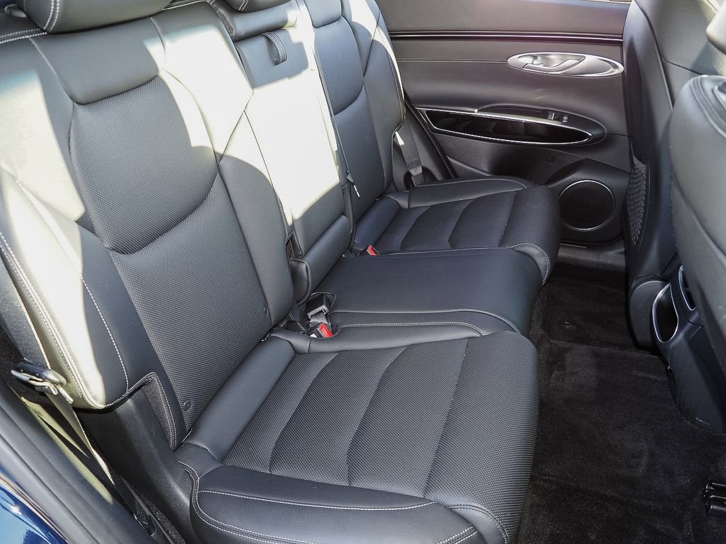 Used 2025 Genesis GV70 2.5T image 23