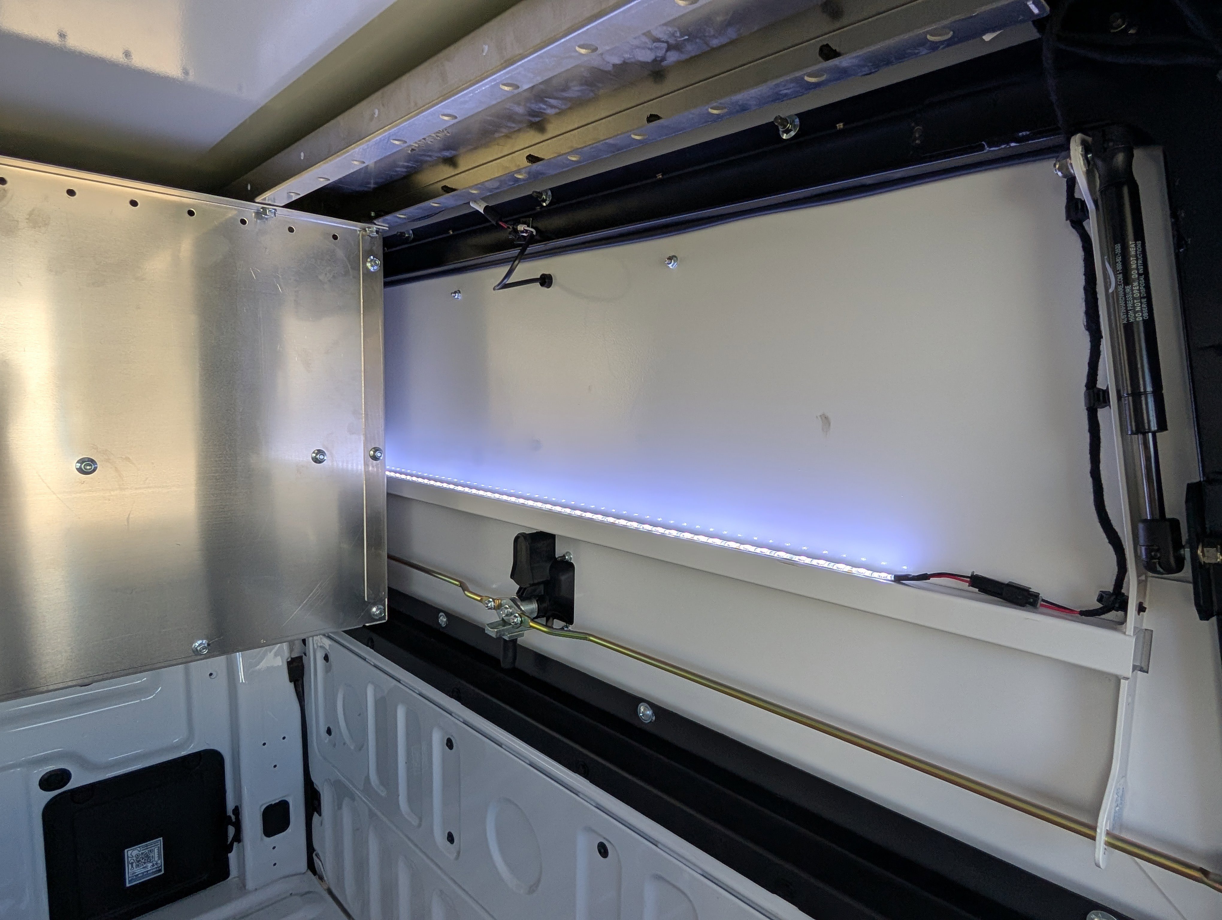 New 2025 Ford Maverick XL w/ Equipment Group 102A image 11