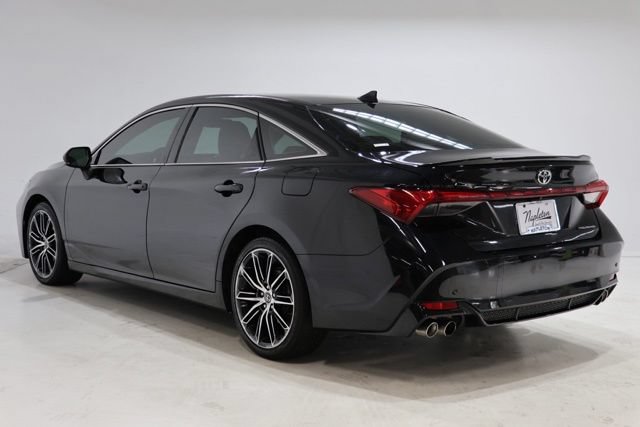 Used 2019 Toyota Avalon Touring w/ Advanced Safety Package FWD image 6