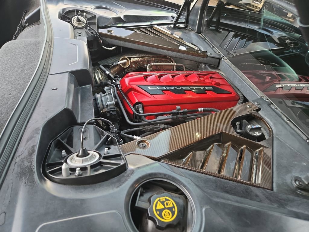 Used 2020 Chevrolet Corvette Stingray Premium Cpe w/ 3LT Preferred Equipment Group image 19